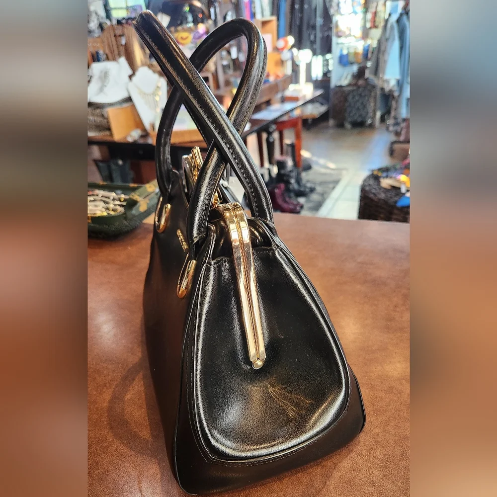 Cromia Italian Black Leather Bag - Picture 3 of 11